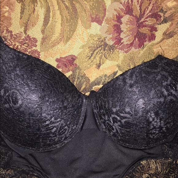 Bra&panty sets. 2/14 buy a set receive a panty. - Picture 4 of 8